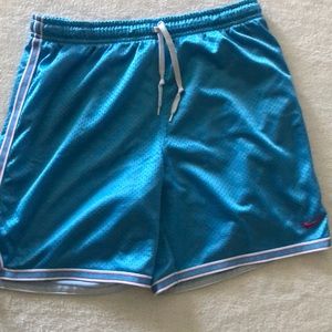 Nike small women’s basketball shorts